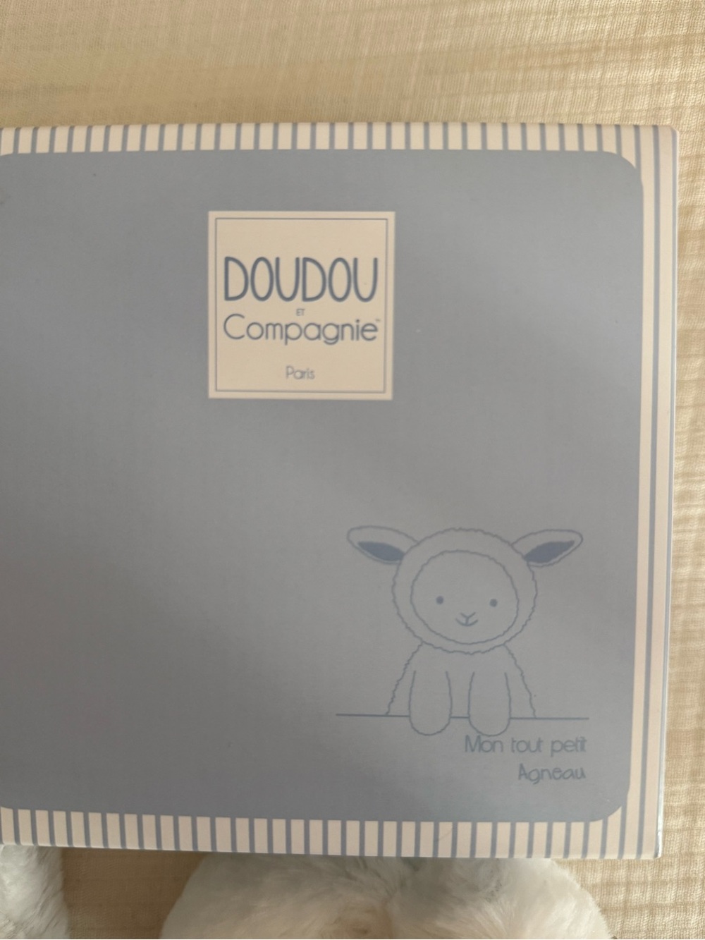 Doudou Et Compagnie Paris Lamb Rattle Bootie Slippers- Light Blue- NIB- Newborn - Picture 5 of 7